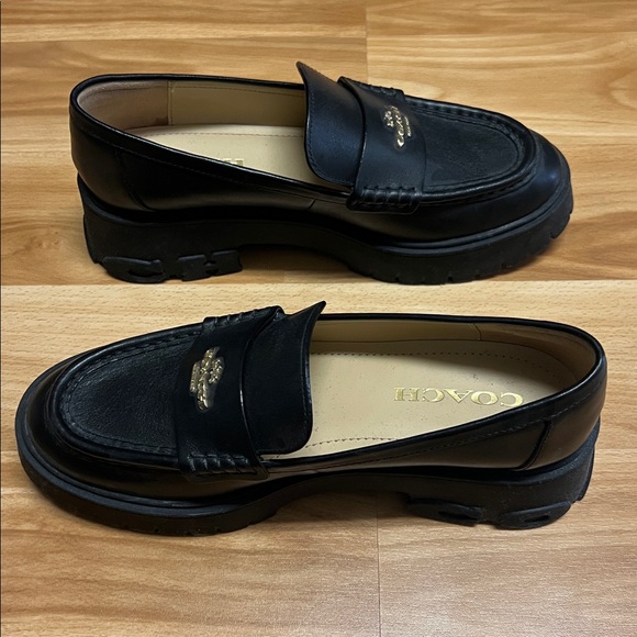 Coach Shoes - Coach Women's Leather platform Leather Slip-On Loafers 6.5
